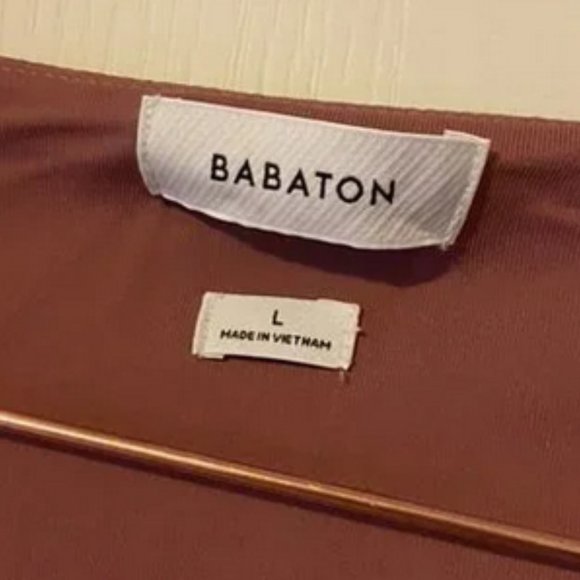 Aritzia Babaton Contour Scoopneck Longsleeve - Deep Pink - Picture 3 of 4